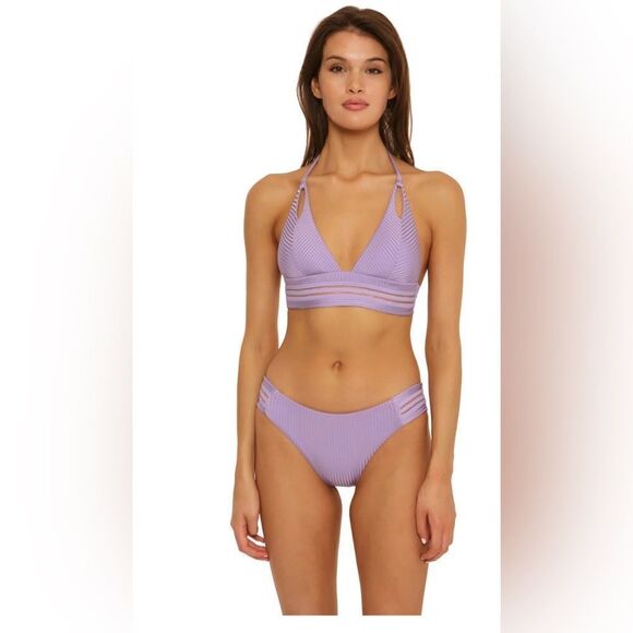 ISABELLA ROSE
Wide Halter Banded Bikini Top - Picture 1 of 6